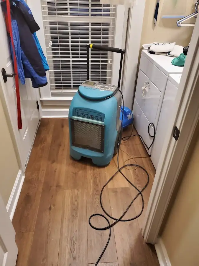 Commercial dehumidifier deployed for Flood Damage Cleanup in Prineville